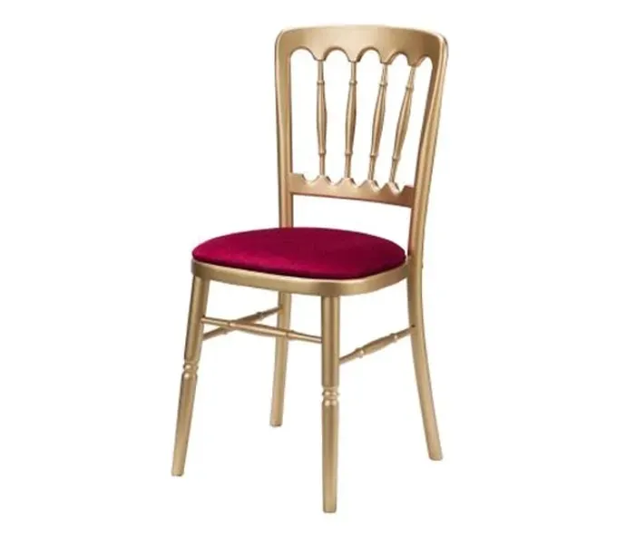 Keizerstoel met rode zitting_1747313438.jpg